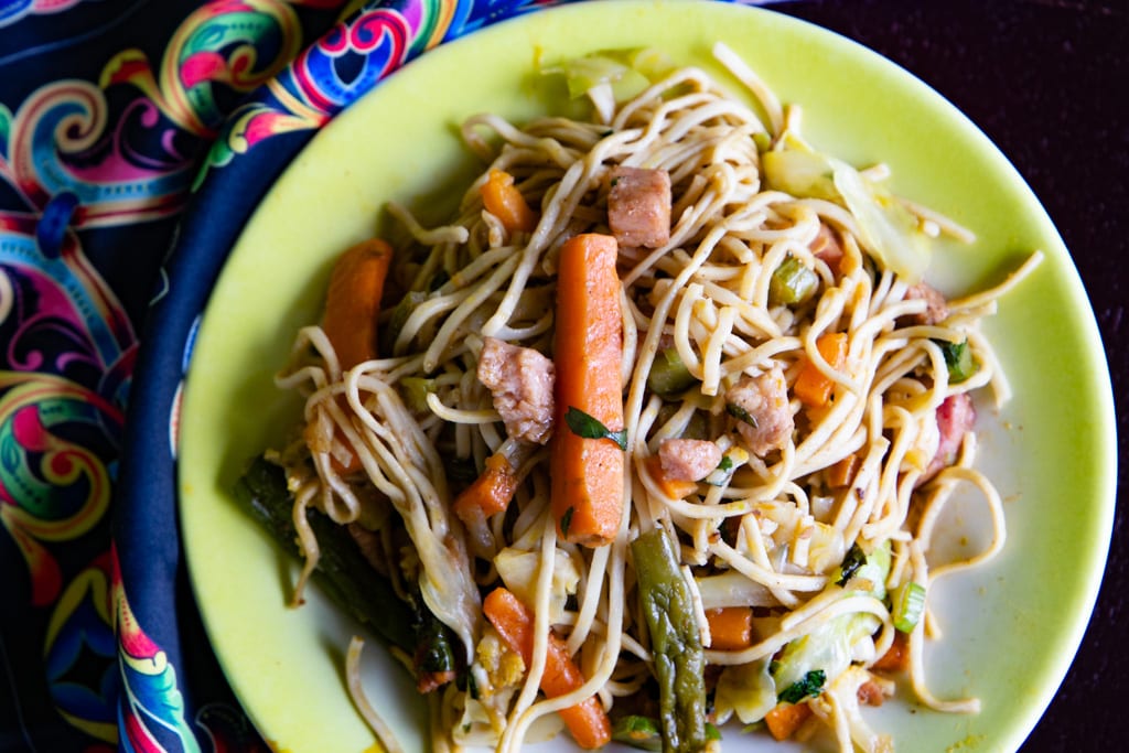 Chope Suey Recipe Costa Rica in a green bowl